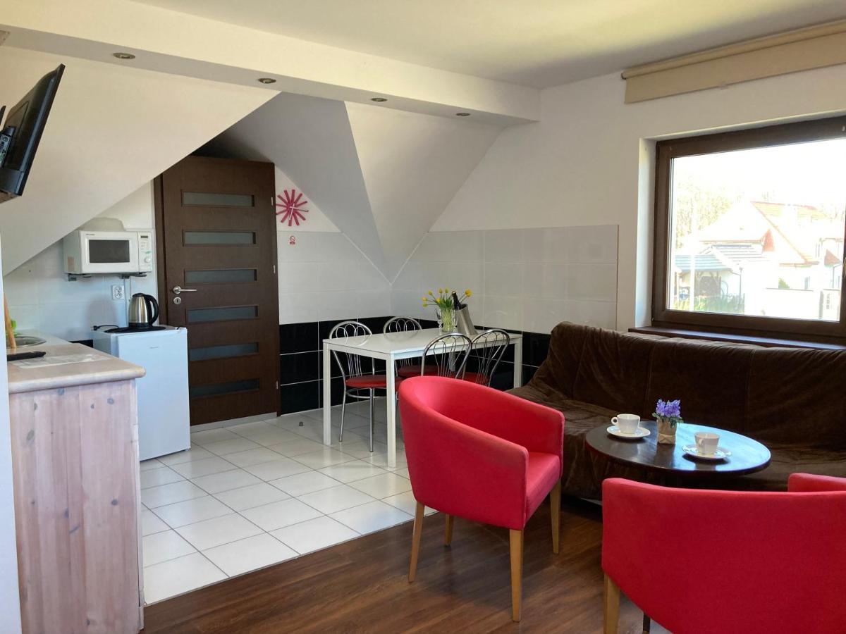 Apartamenty I Pokoje Na Letniej Ujście-Darłowskie 외부 사진